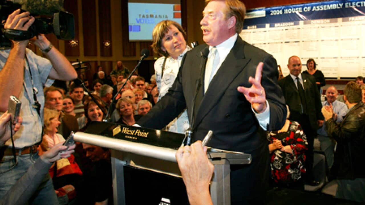 paul_lennon_presser_100312_B_aap_293119617