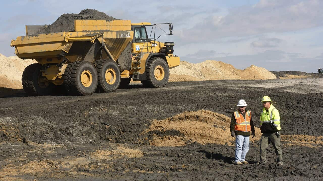 Australians are being exposed to a toxic "ticking time bomb" because of poor regulation around coal ash waste, a new report states.
