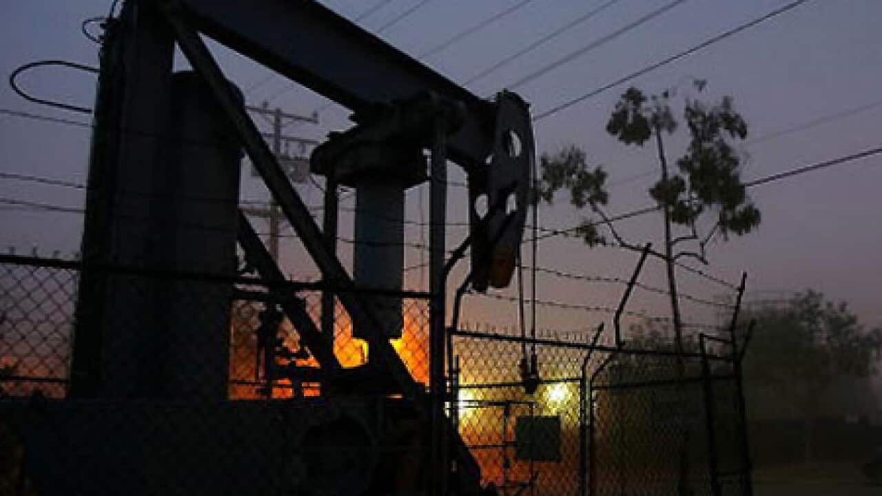 oil_pumps_2204_b_getty_917107534