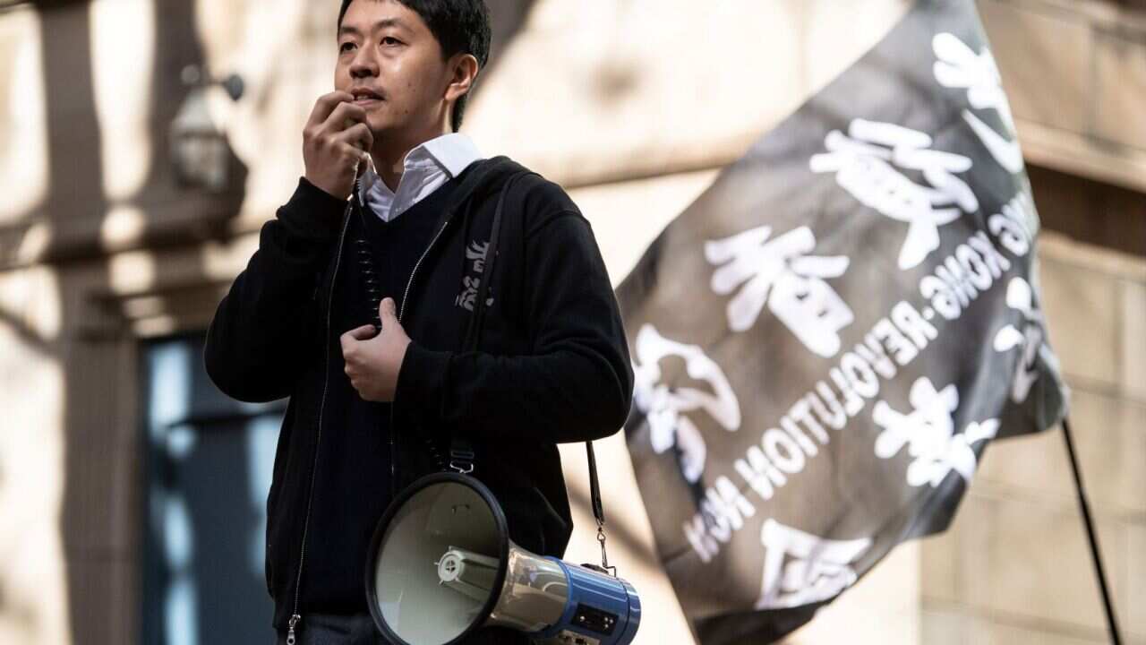 目前流亡澳洲的前香港立法會議員許智峯。