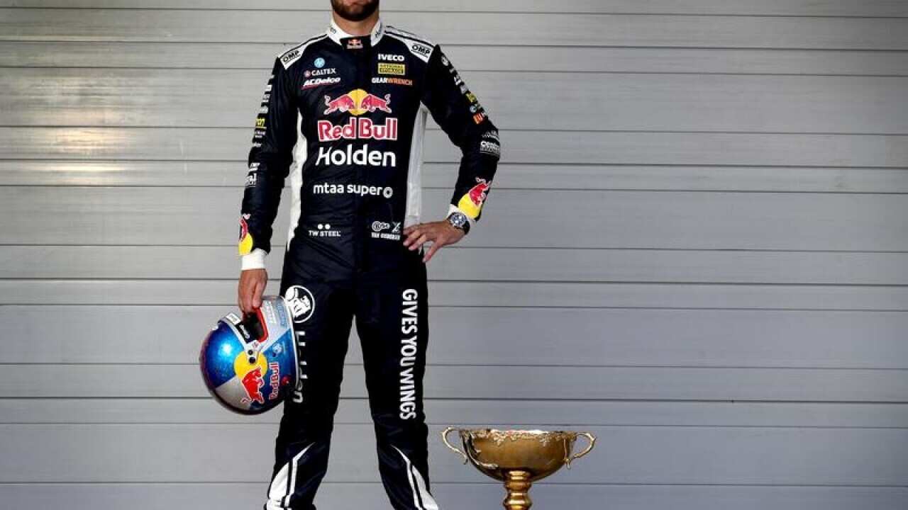 SHANE VAN GISBERGEN PORTRAIT