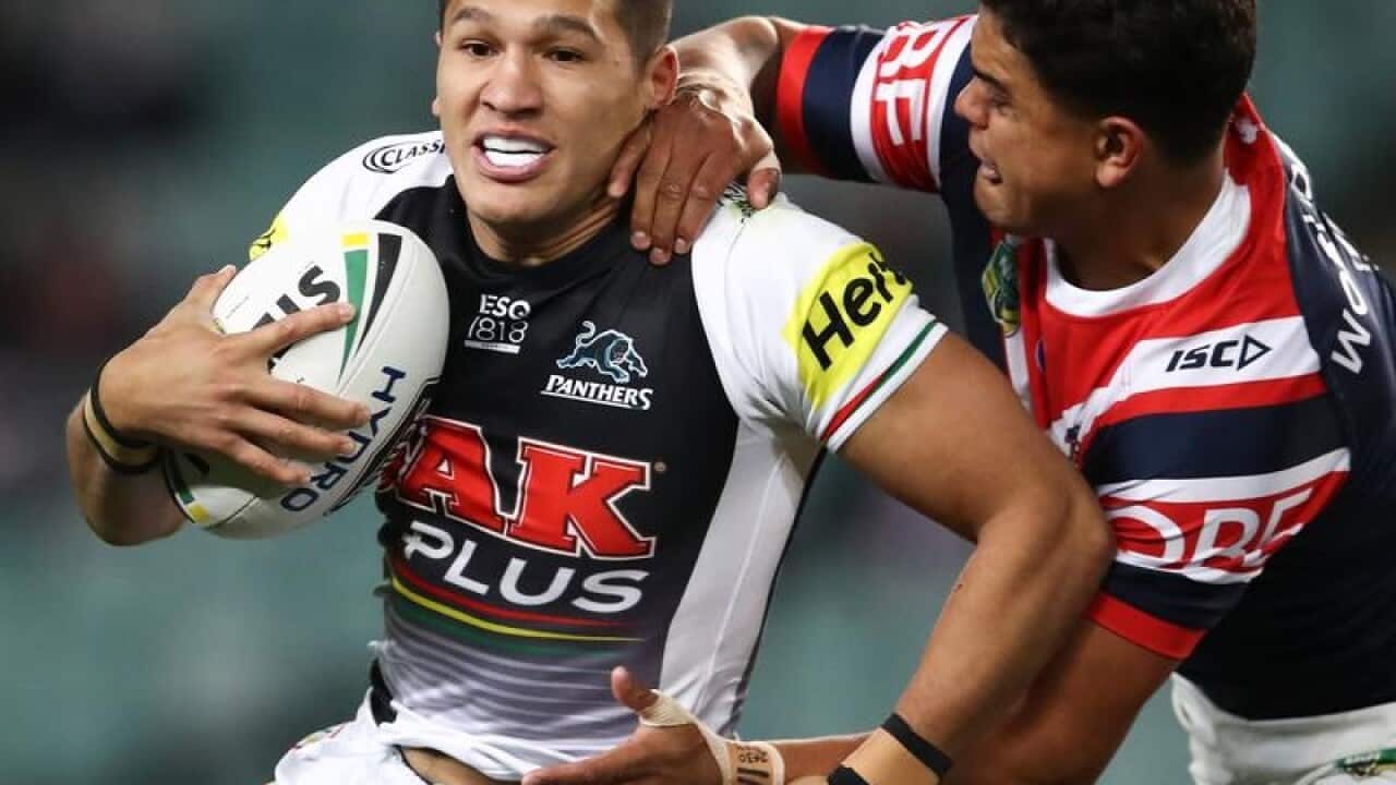Penrith Panthers fullback Dallin Watene-Zelezniak (L)