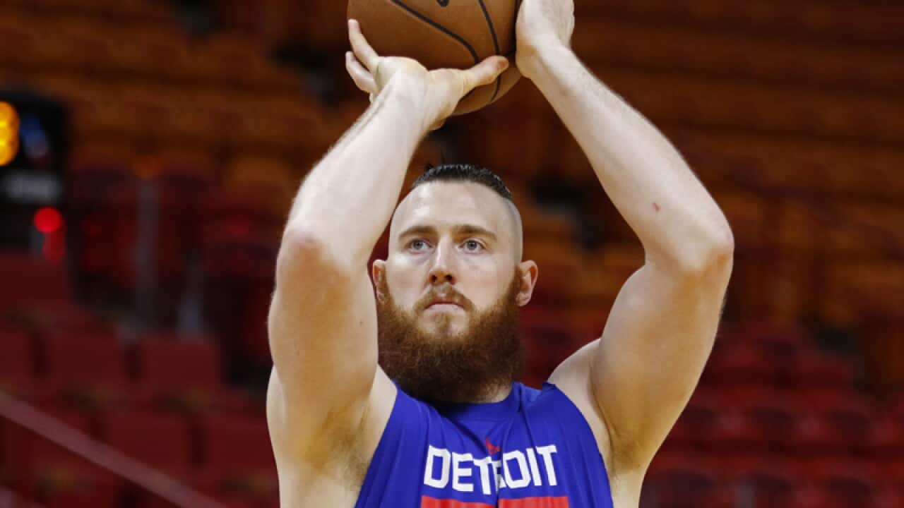 Detroit Pistons center Aron Baynes