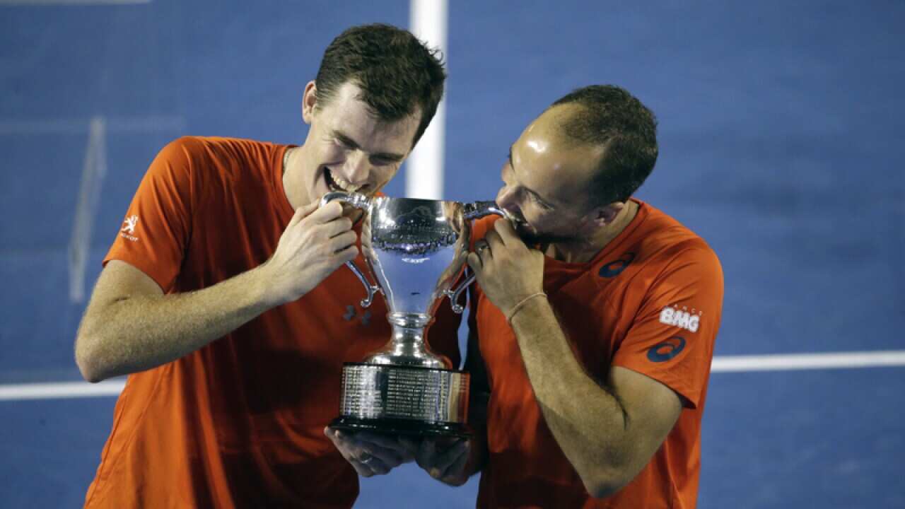 Bruno Soares and partner Jamie Murray