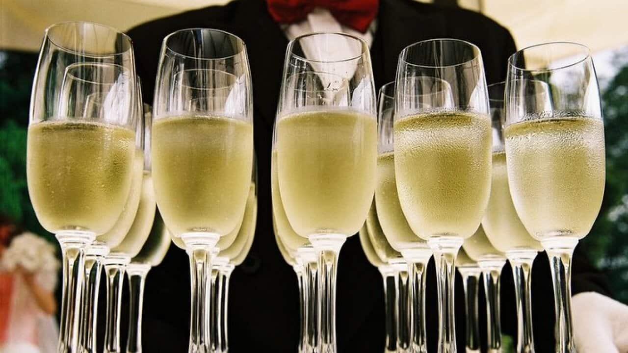 champagne by public domain