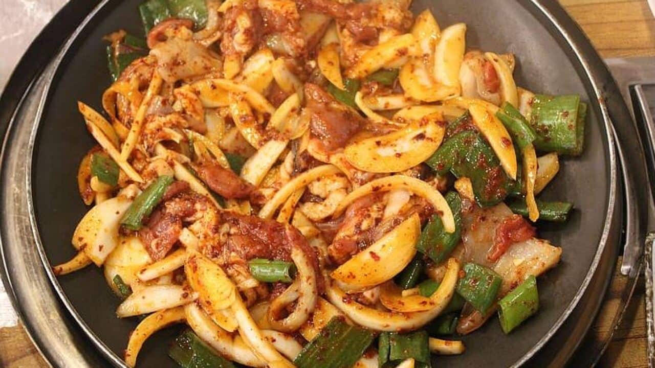 Braised duck with onion