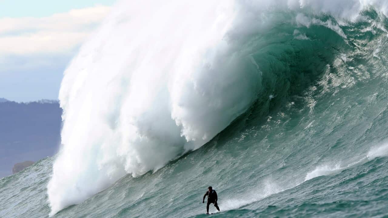 france_giant_wave_getty.jpg