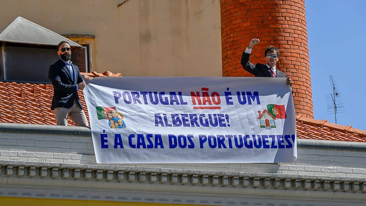 Immigrants Protest In Front Of Portuguese Parliament Denouncing “Climate Of Intimidation” And To Demand Legal Residence Permits