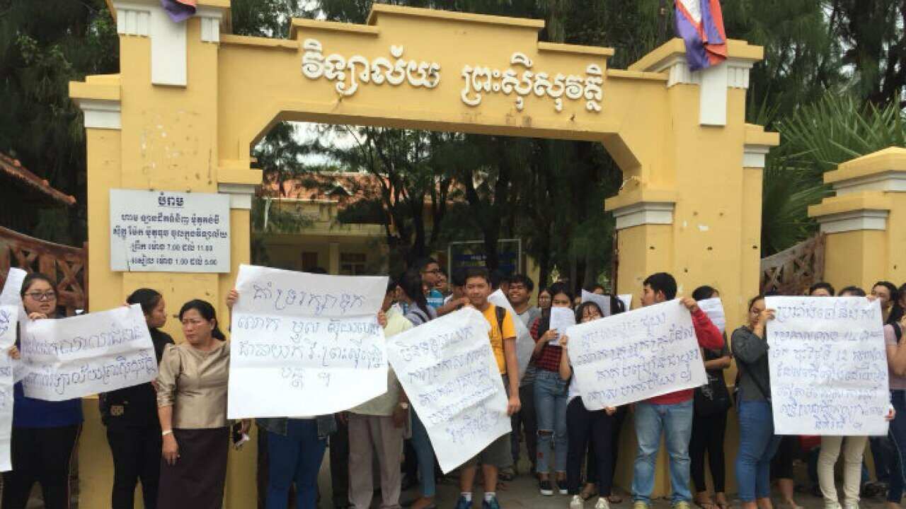 Preah Sisowat High School protest