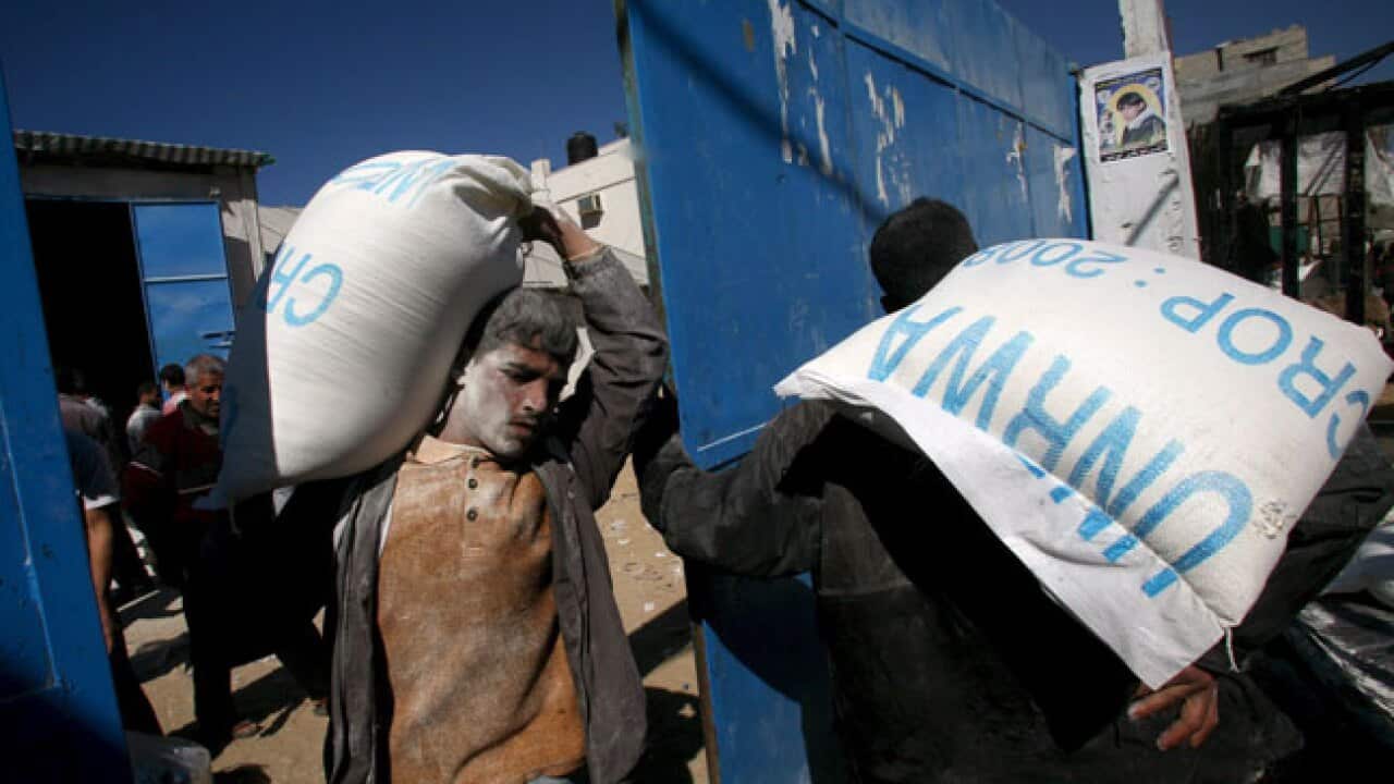 unrwa_refugee_aid_120706_L_aap_556323205