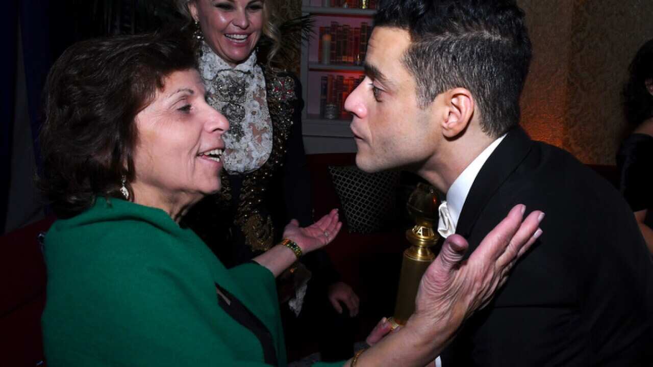 Rami Malek (R) and his mother Nelly Malek