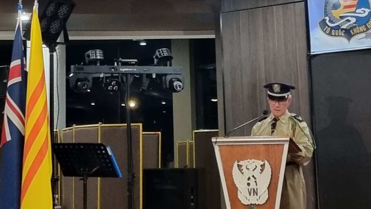 02 - Ông Phạm Phương đại diện BTC chào mừng quan khách.jpg