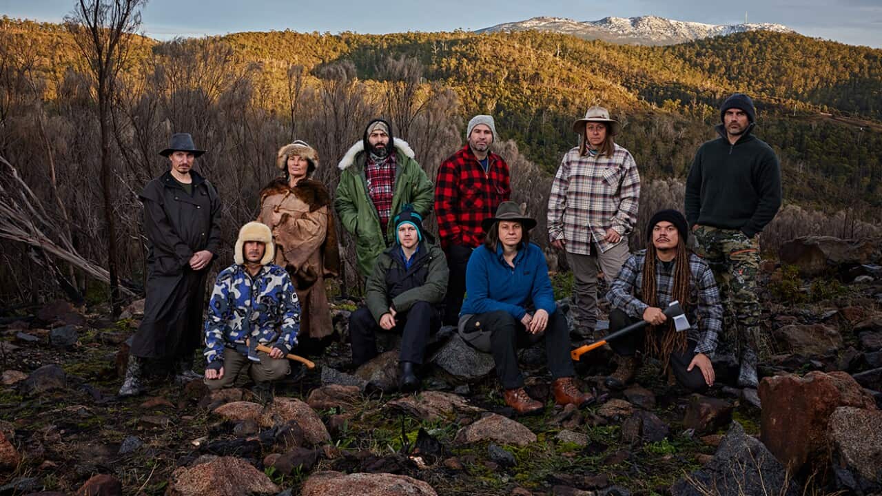 Alone Australia cast