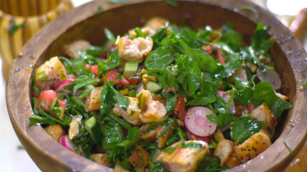 Fattoush market salad