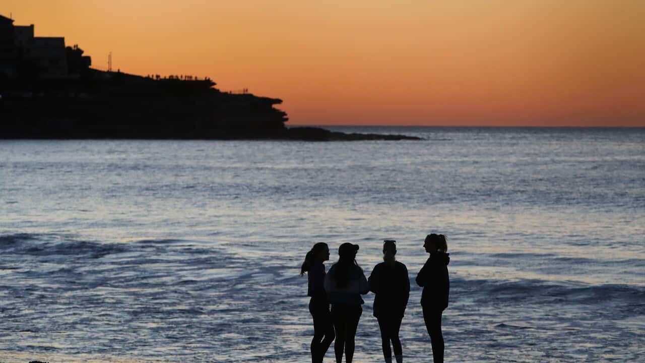 Unseasonally Hot Weather Sets Tone For A Sweltering Sydney Summer
