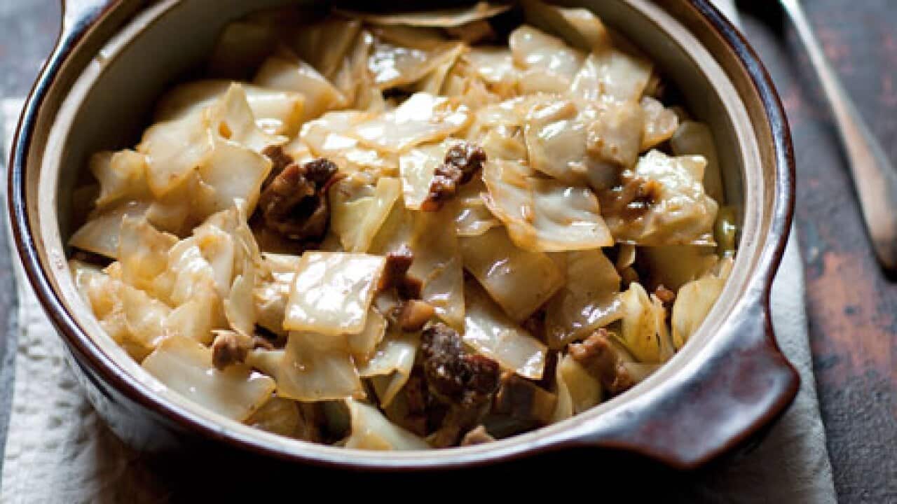 cabbage-recipe_659980633