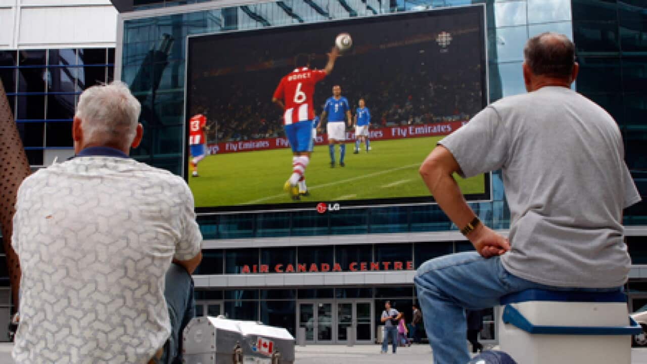 world_cup_tv_fans_101118_B_reuters_1543758130