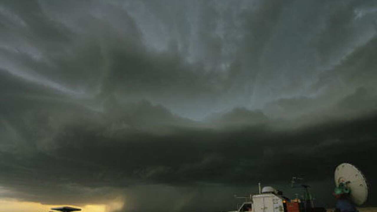 Tornado_Doppler-radar_120703_l_getty_158825435