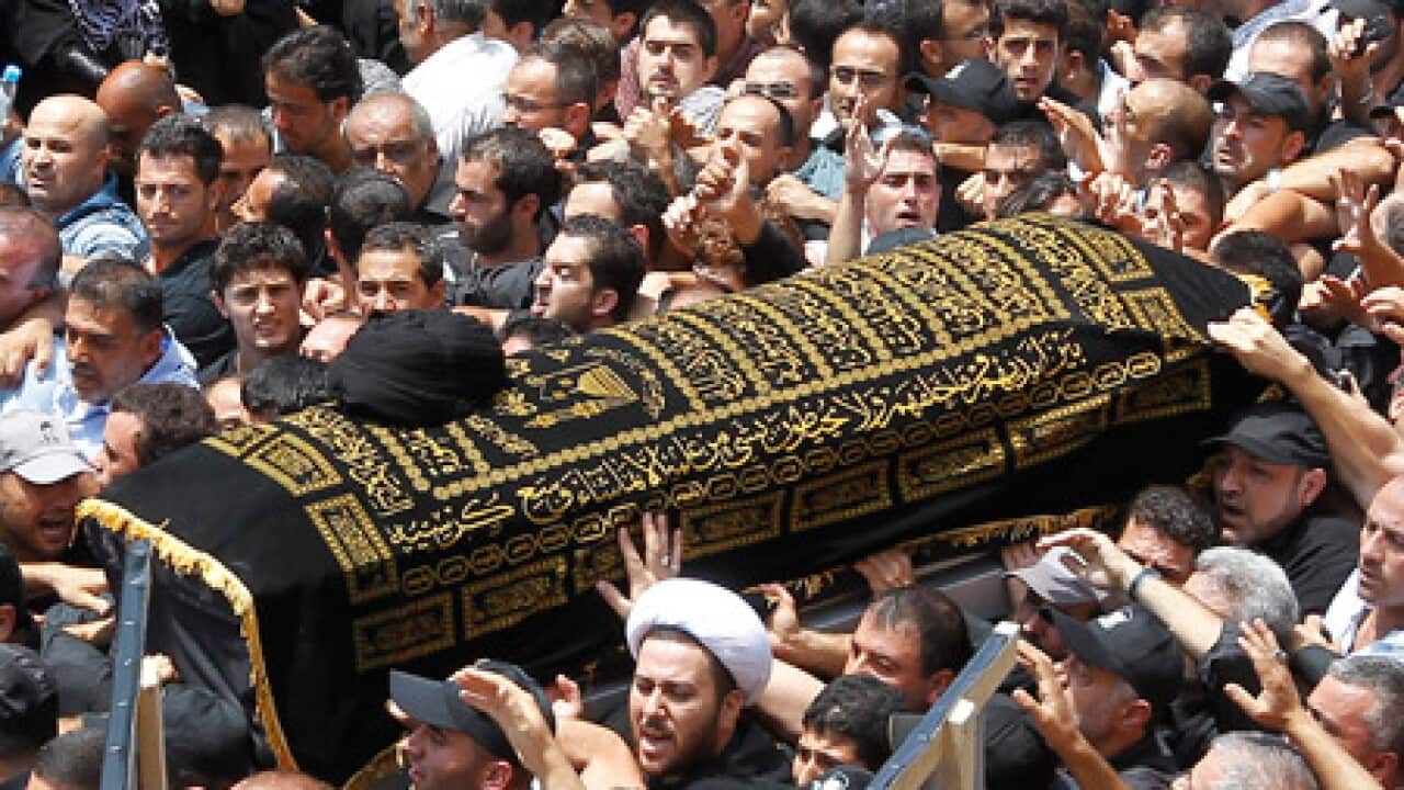 fadlallah_funeral_100707_B_AP_1598620335