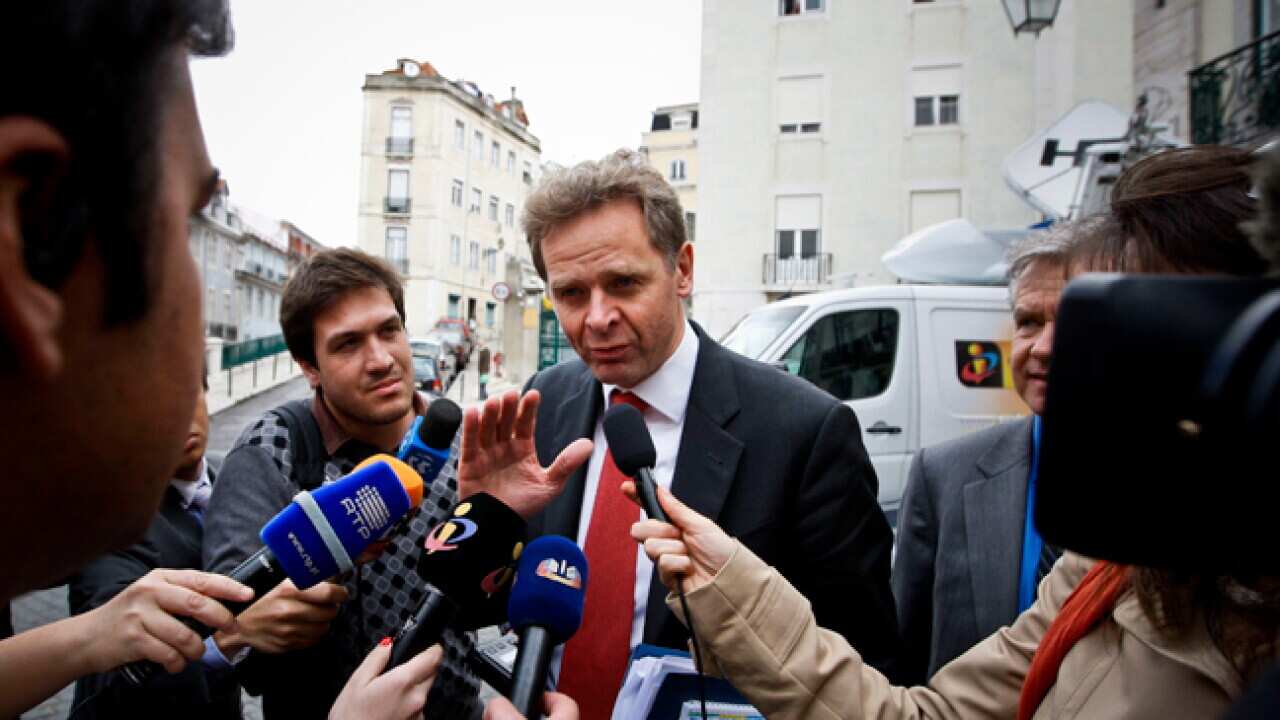 portugal_financial_crisis_200411_B_AAP_1204392655