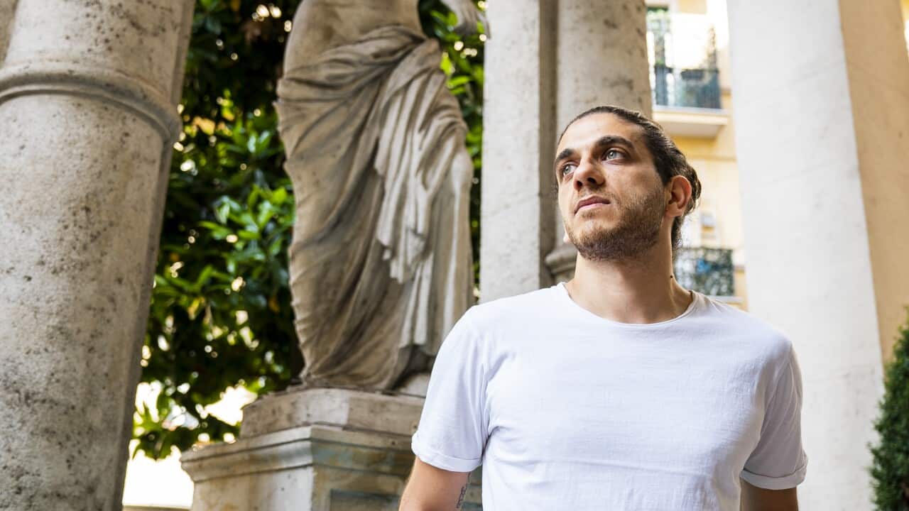 Mirkoeilcane, al secolo Mirko Mancini, è nato a Roma il 6 maggio 1986