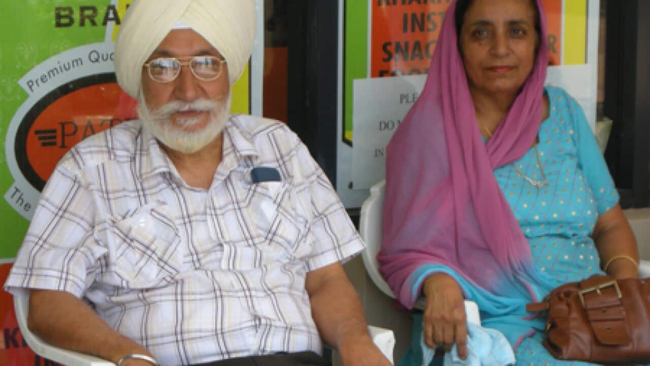 indian_couple_harrispark_100212_B_SBS_1527122890