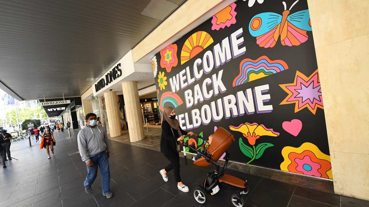 General view of a welcome back sign outside of Myer in Melbourne, {iptcdow}, {iptcmonthname} {iptcday}, {iptcyear4}. Further coronavirus restrictions have eased in metropolitan Melbourne last night. (AAP Image/James Ross) NO ARCHIVING