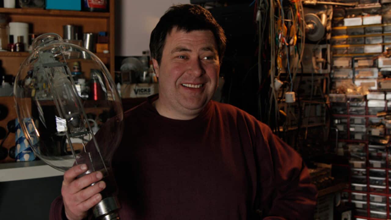 Globe-Collector_640_1290596982