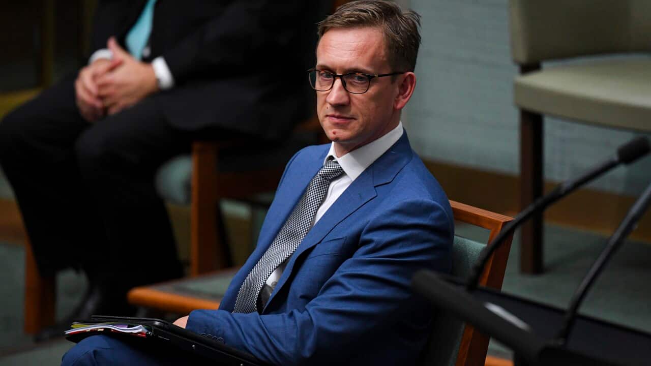 Labor MP Julian Hill has written a letter to federal Health Minister Greg Hunt requesting the urgent implementation of a campaign to counter misinformation.