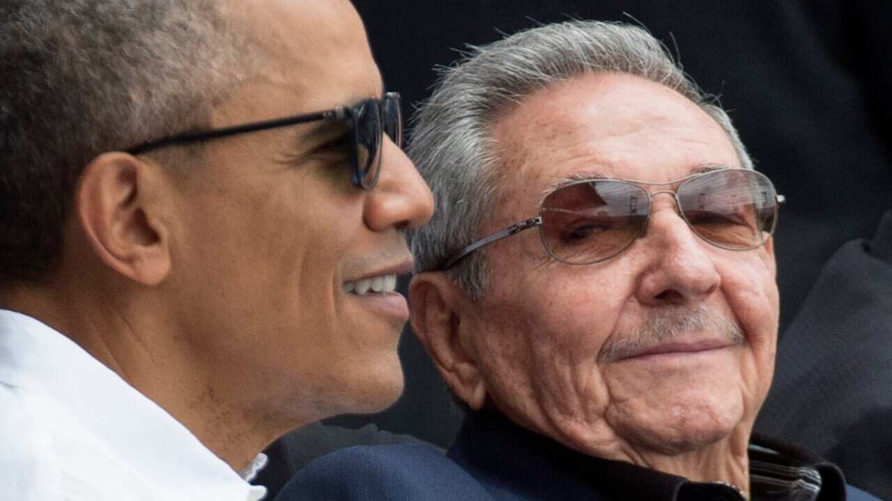 Obama Lock In Obama ends decades old open door policy for Cuban migrants | SBS News