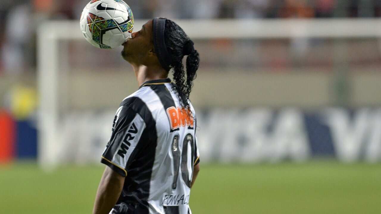 Ronaldinho Atletico Minero