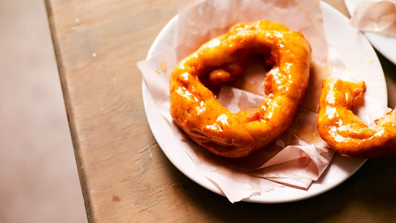 Tunisian doughnuts (yo-yos)