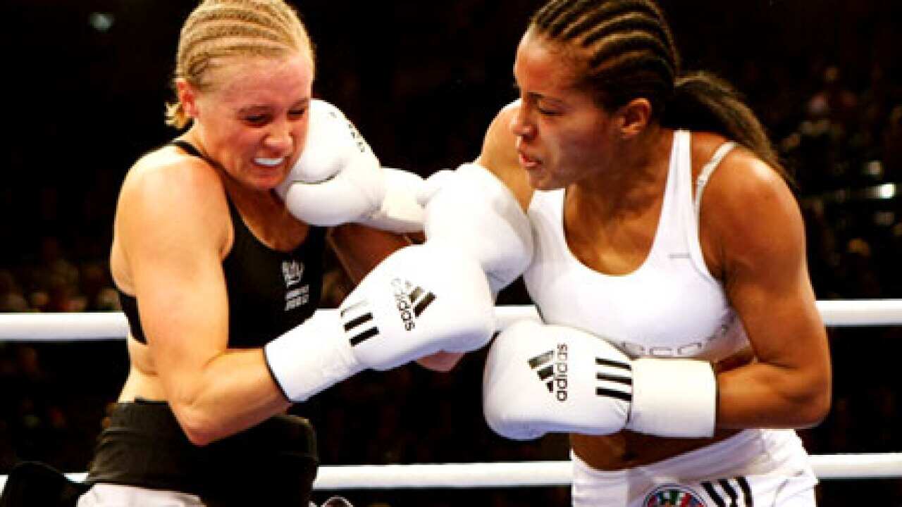 womens_boxing_090813_B_getty_966682450