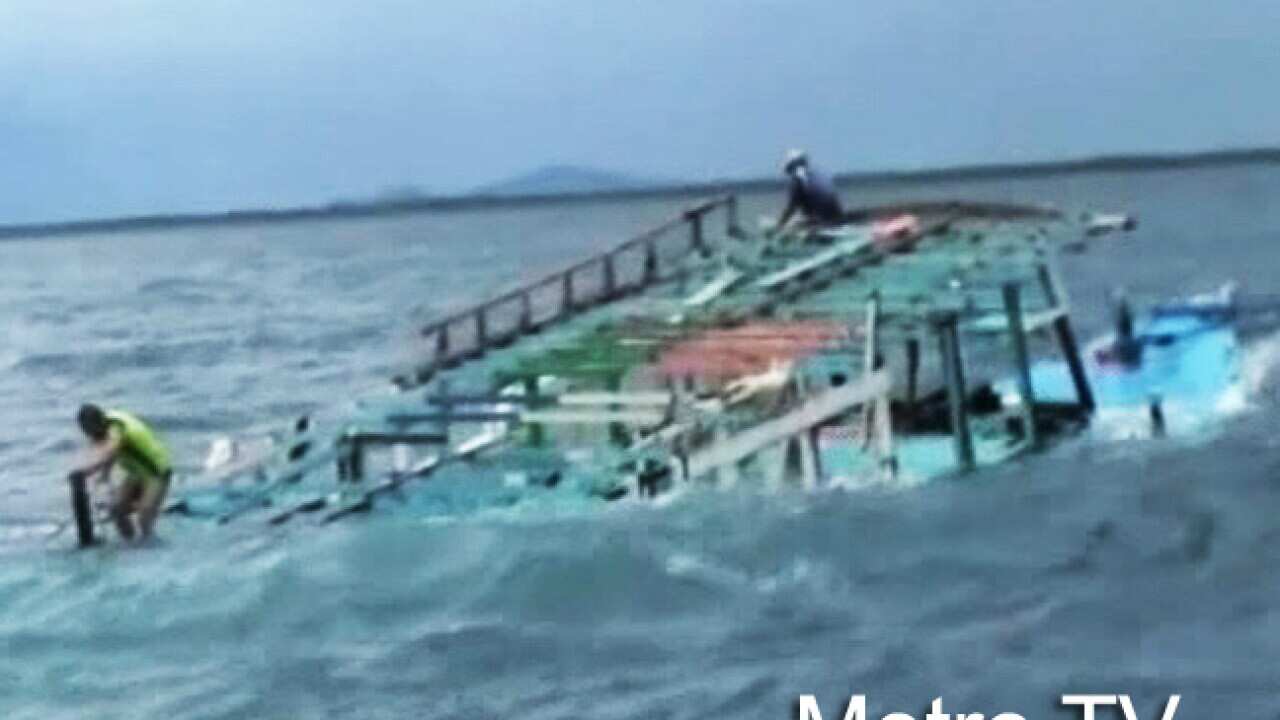 asylum_boat_metrotv_2003777792
