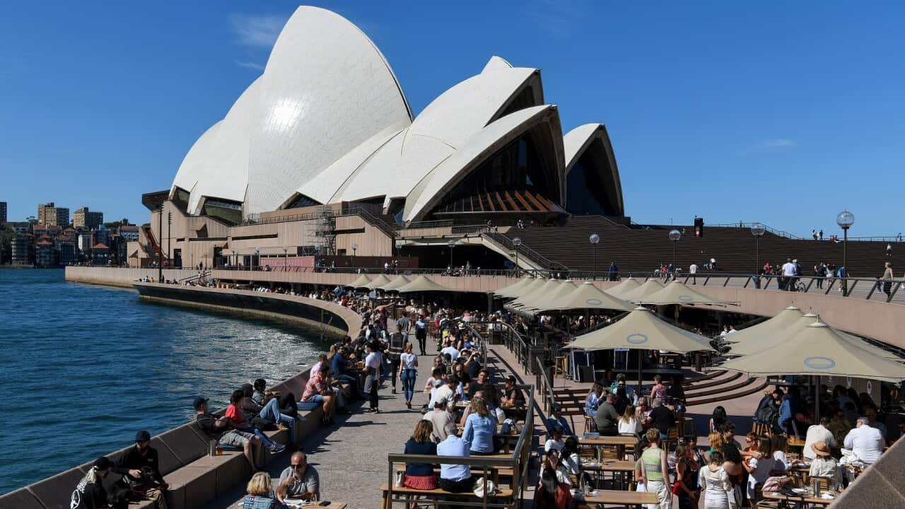 Sydney Opera House and outdoor dining