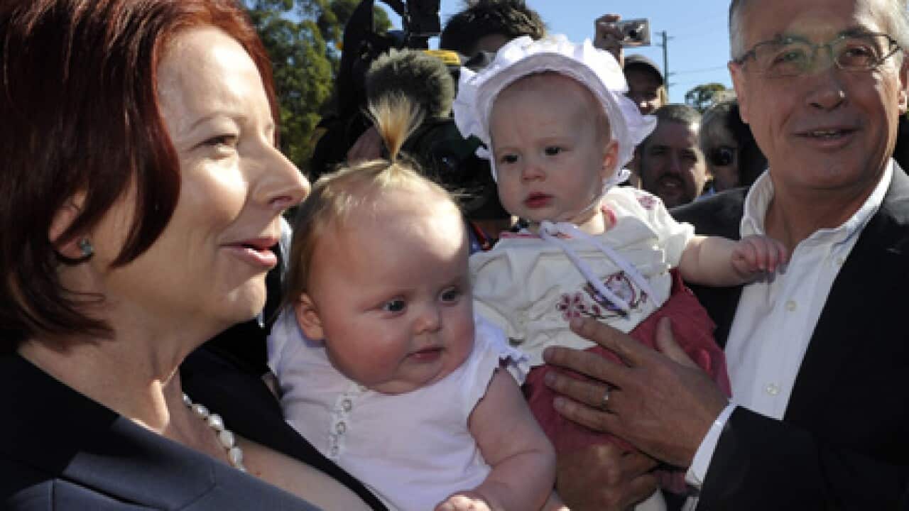 gillard_campaign_100718_L_Aap_1511149956