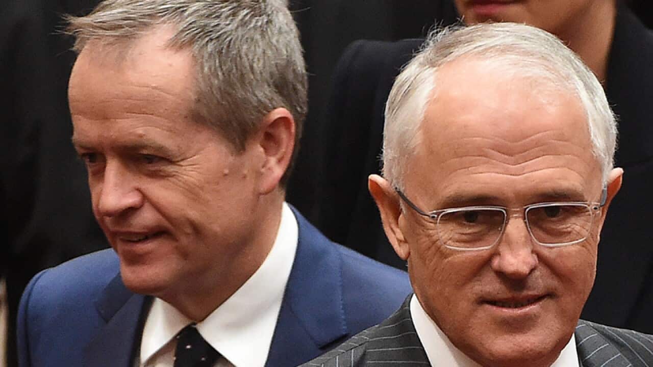 Prime Minister Malcolm Turnbull (R) and Bill Shorten