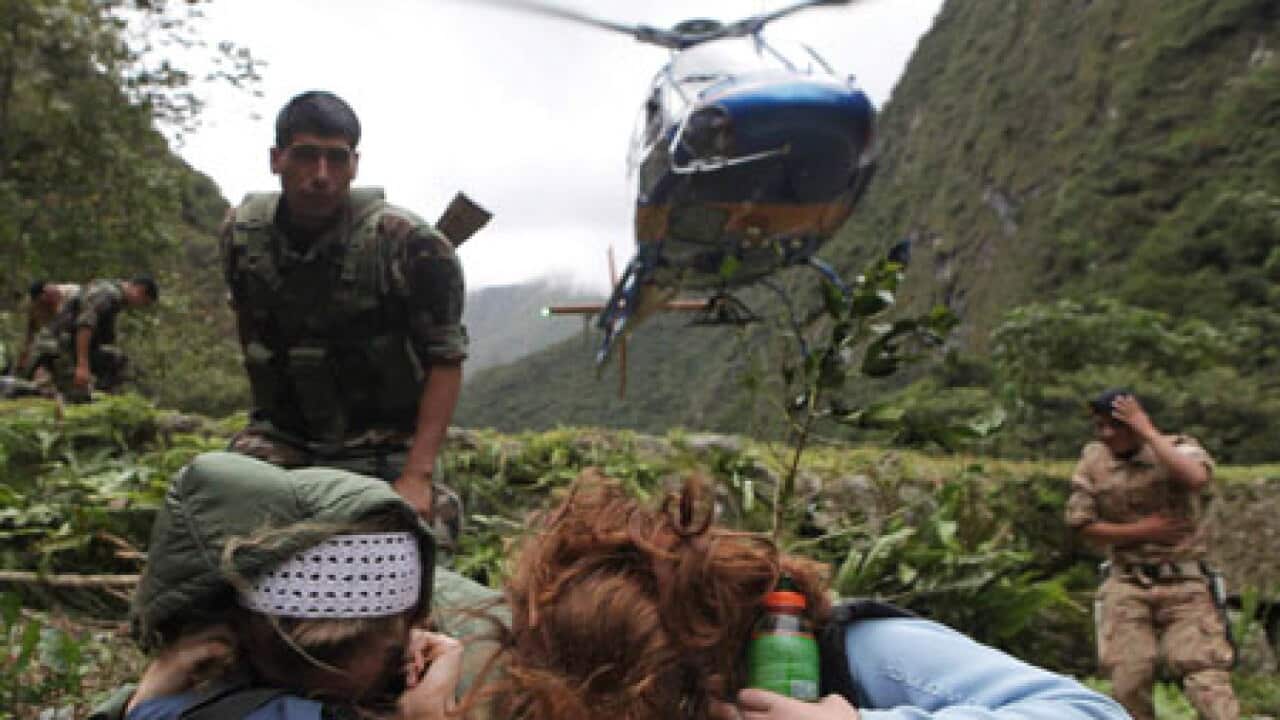 peru_rescue_chopper_100129_B_EPA_864659137