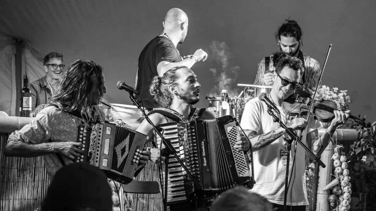 Gli Ars Nova Napoli sul palco.