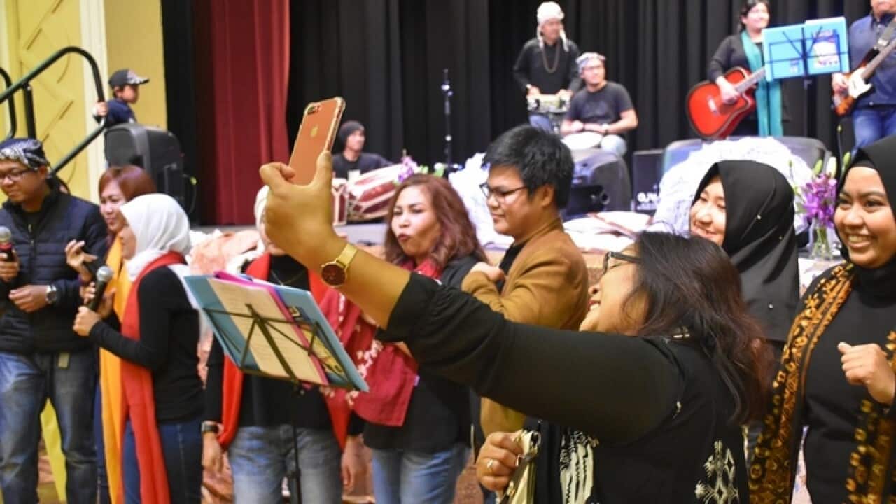 The joy of music and the beauty of friendship – on stage, OJWM performing at the Perwira Satay Festival, Box Hill Town Hall 12 May 2018.