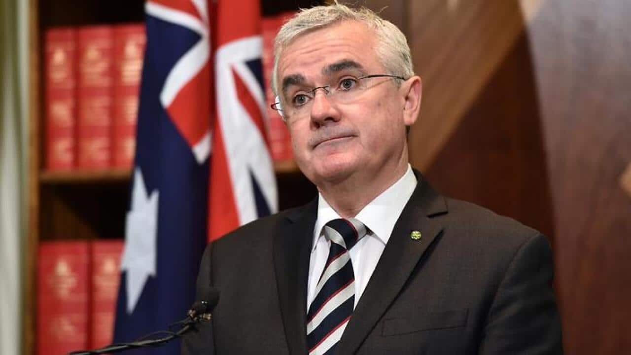  Federal independent Andrew Wilkie speaks in response to the Chilcot Report in Melbourne, Thursday, July 7, 2016. (AAP) 