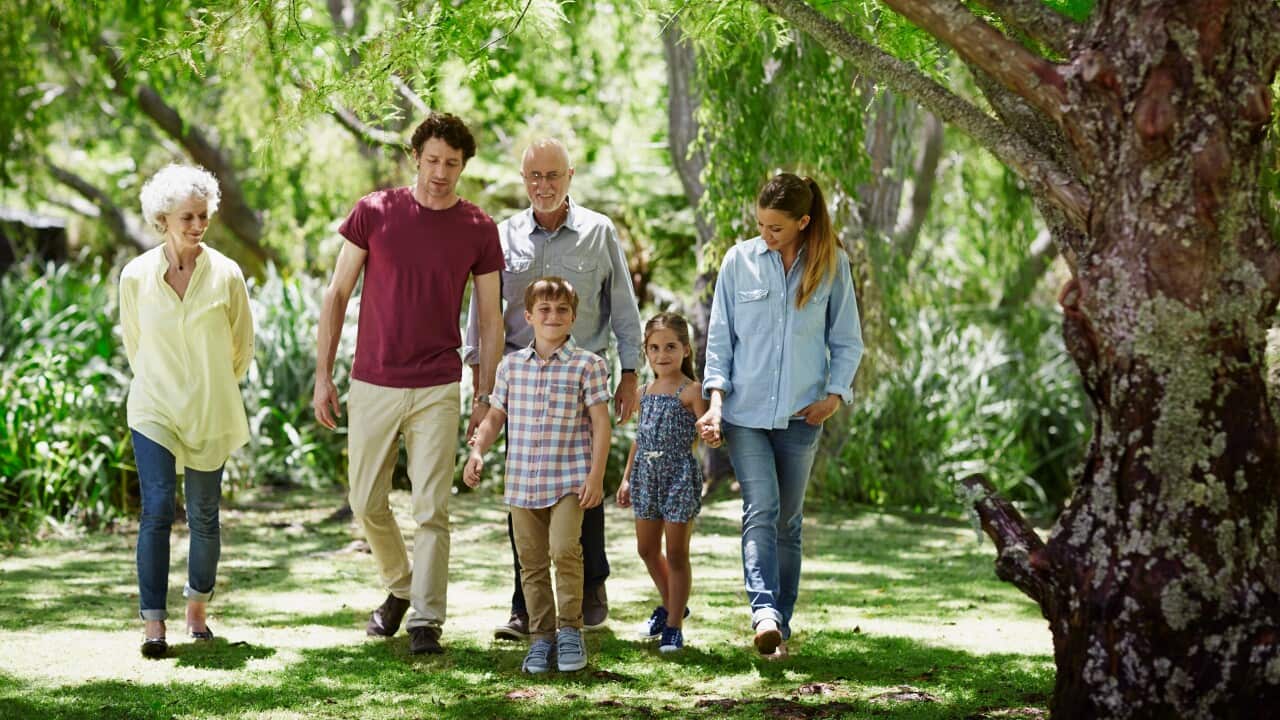 famiglia mamma nonni