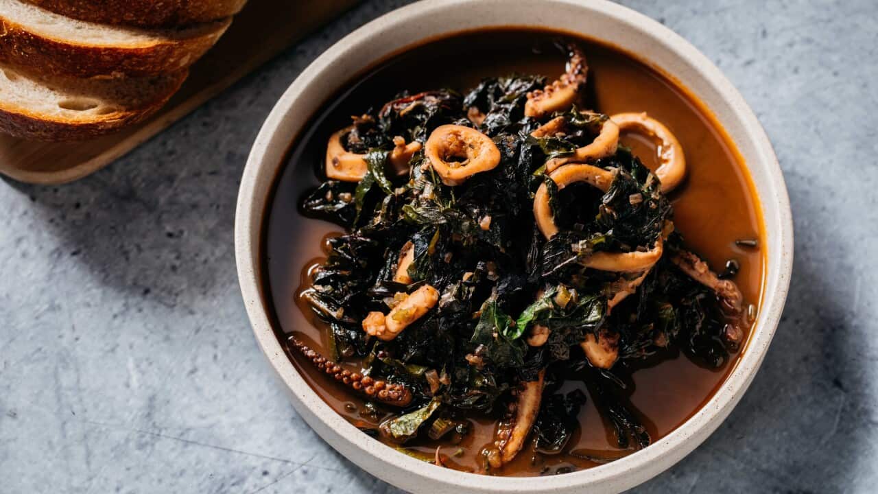 Squid braised in greens