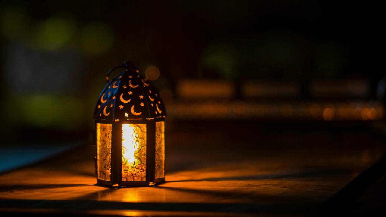 pexels-ahmed-aqtai-2233416.jpg