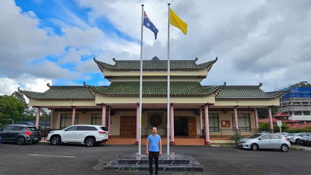 Vĩnh Trình trước TTVHSHCDUC.jpg