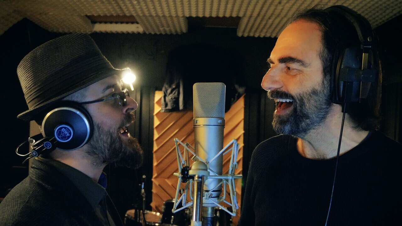 Lorenzo Santangelo e Neri Marcorè.