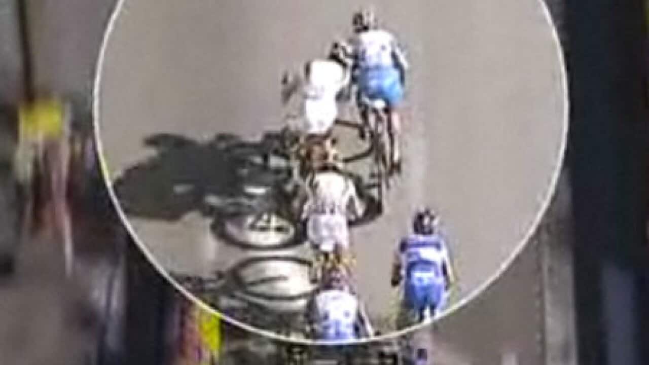 Renshaw_headbutt_B_100716_getty_673399388