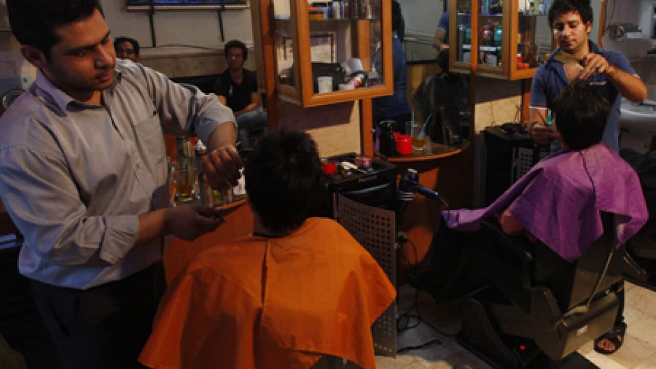 Iran_approved_hair_cuts-100708_b_AAP_1086633984