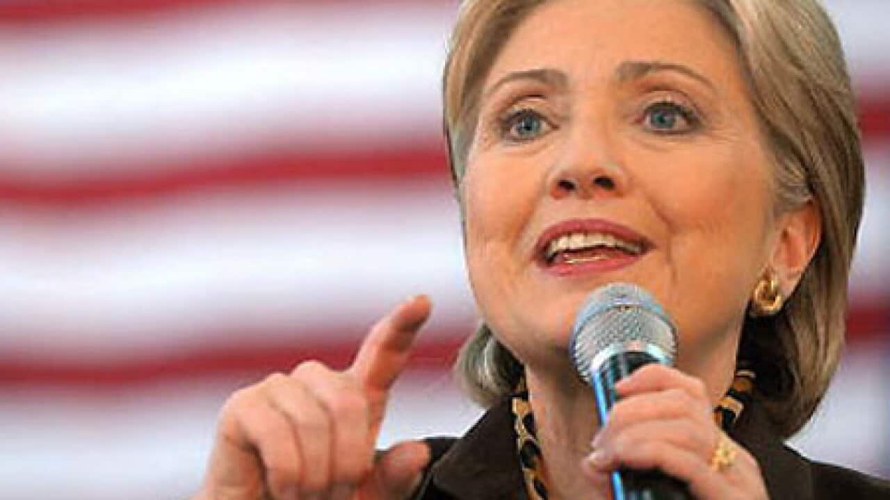 hillary_clinton_flag_2102_B_getty_1243330961