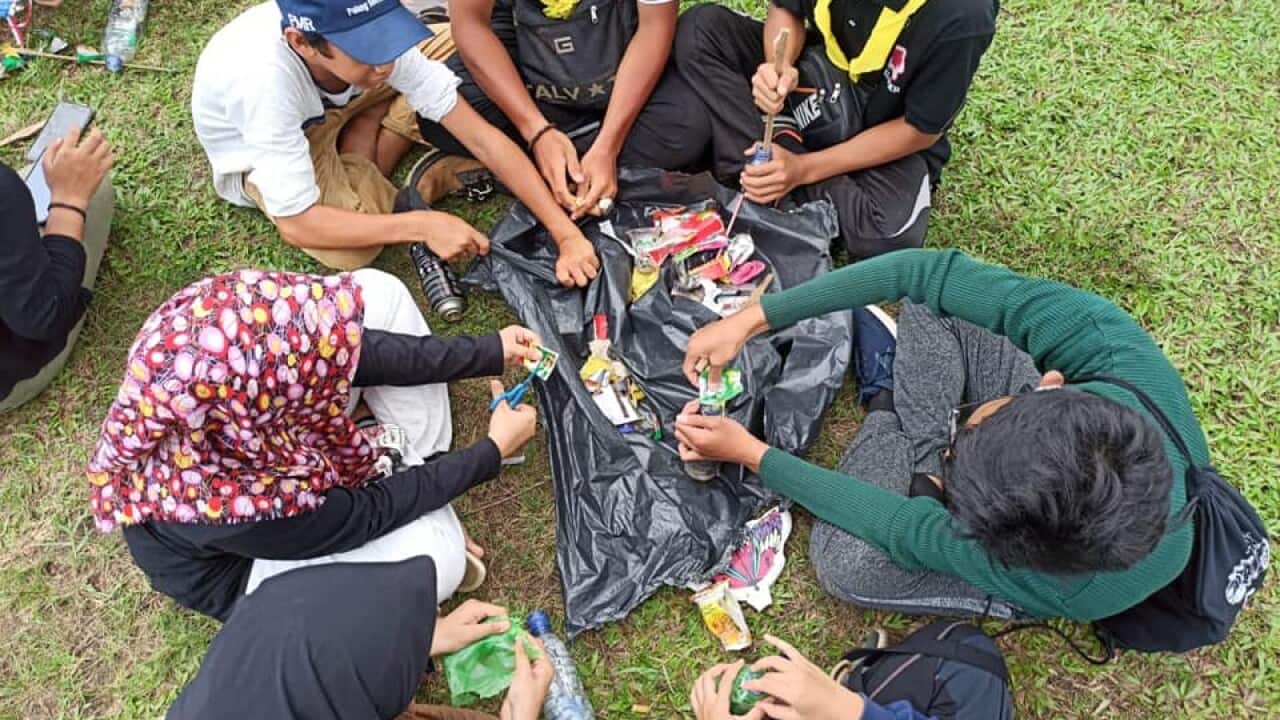 Yayasan Menjaga Pantai Barat (Yamantab) sejak 2017 aktif mengkampanyekan pengurangan sampah di Sumatra